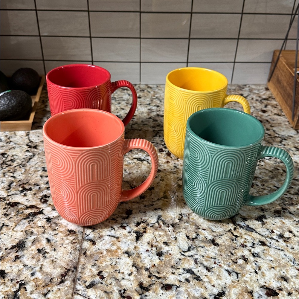 over&back Arch Mugs (4)